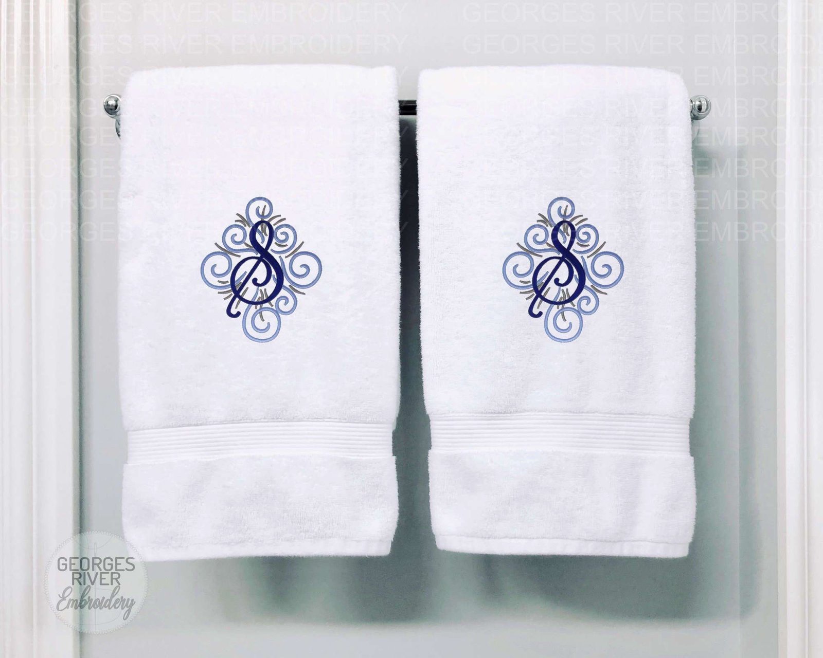 Personalised Monogrammed Bath Towel - Single or Set- Swirl Design